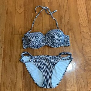 Zigzag bikini set